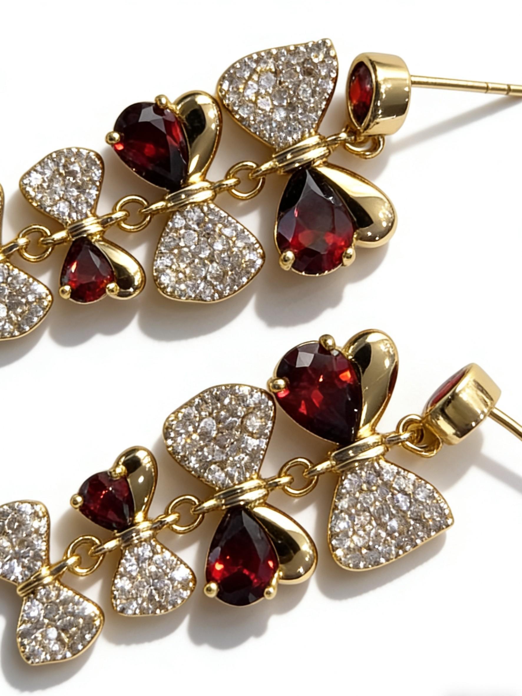 Women's Luxury Zircon Gold Plated 18k Asymmetric Flower Jewelry Bracelet, Elegant Design for Daily Wear, Hand Chain Style