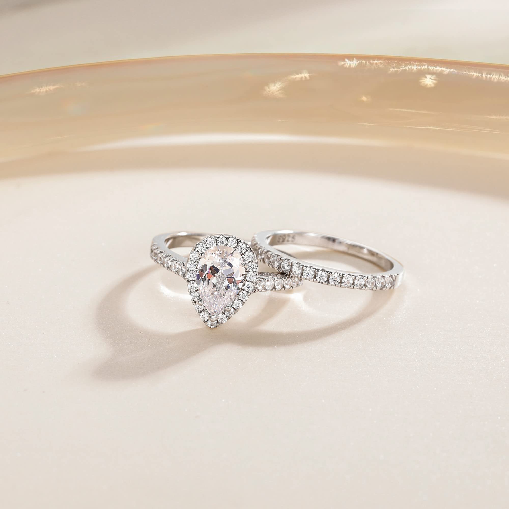 EAMTI 1.5CT 925 Sterling Silver Wedding Band Teardrop Bridal Rings Sets Halo Cubic Zirconia Solitaire Promise Engagement Rings for Women