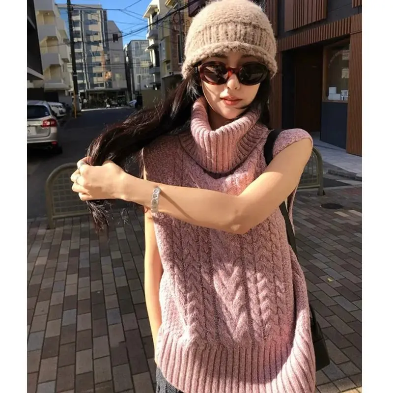 Cable Knit Turtleneck Sweater Vest for Women Cozy Funnel Neck Sleeveless Knit Top Jumper Pullovers Ladies Casual Chic Outfit