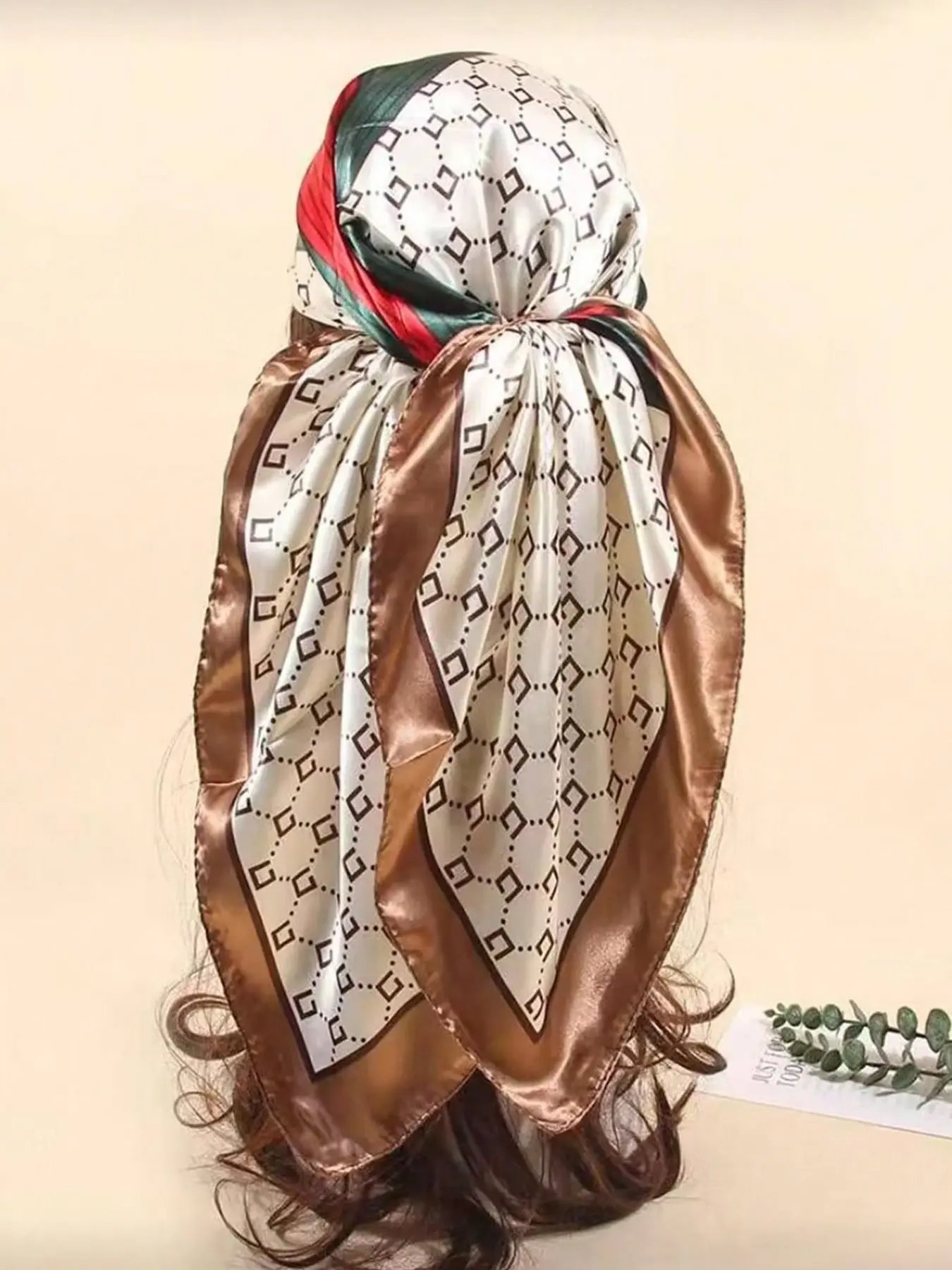 1pc Women Classic Grid Printed 90cm Square Scarf Women Bandana Head Scarf Hair Tie Fall DecorationAccessory Hairband Suitable For Beach Vacation And Daily Life