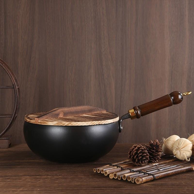 Handmade Zhangqiu Iron Wok 24cm, Traditional Design Big Belly Non-Stick Chinese Wok, Ideal for Stir-Fry & Stew, Durable Cooking Tool