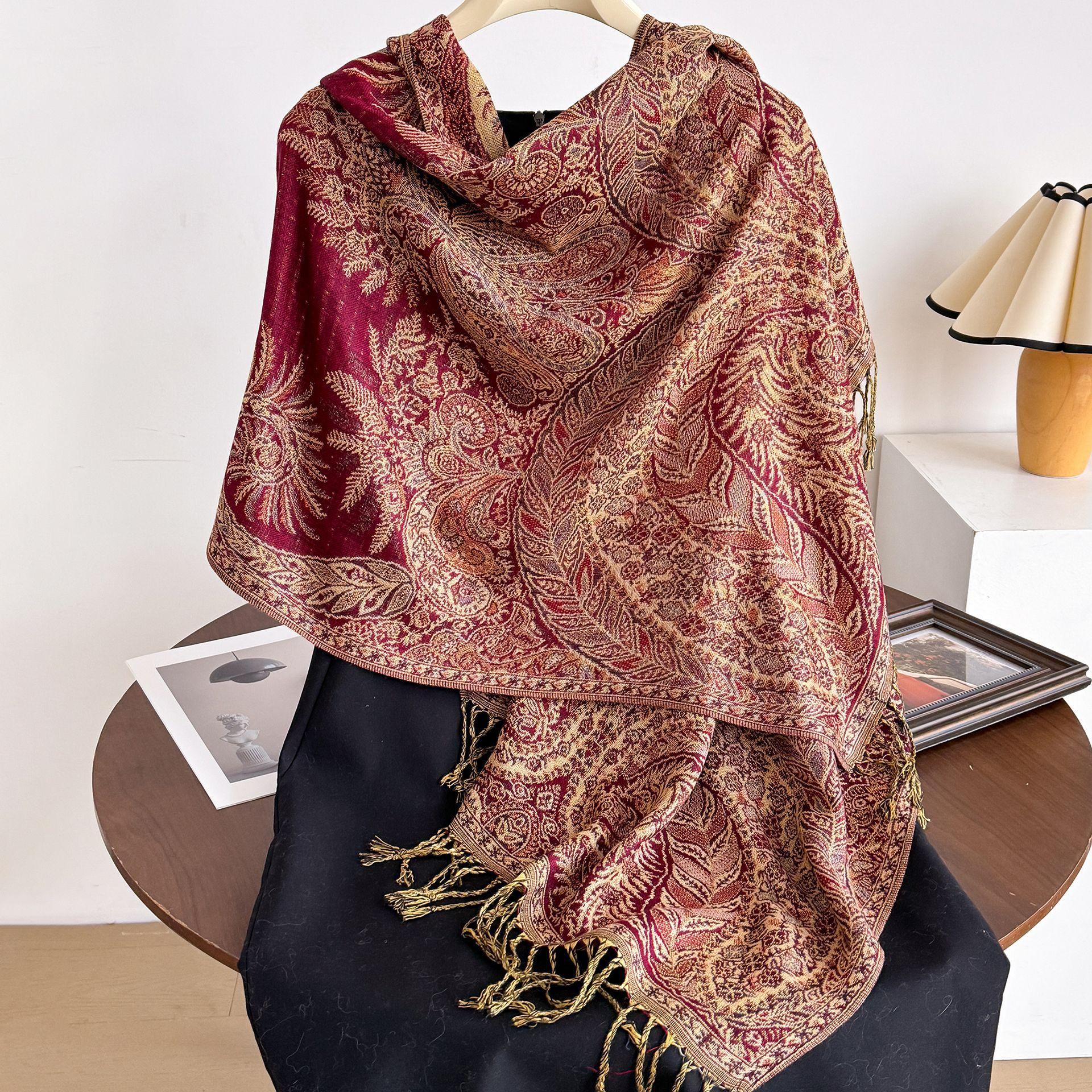 Ethnic style fringe shawl for women, creative palace-patterned scarf for warmth in air-conditioned office.