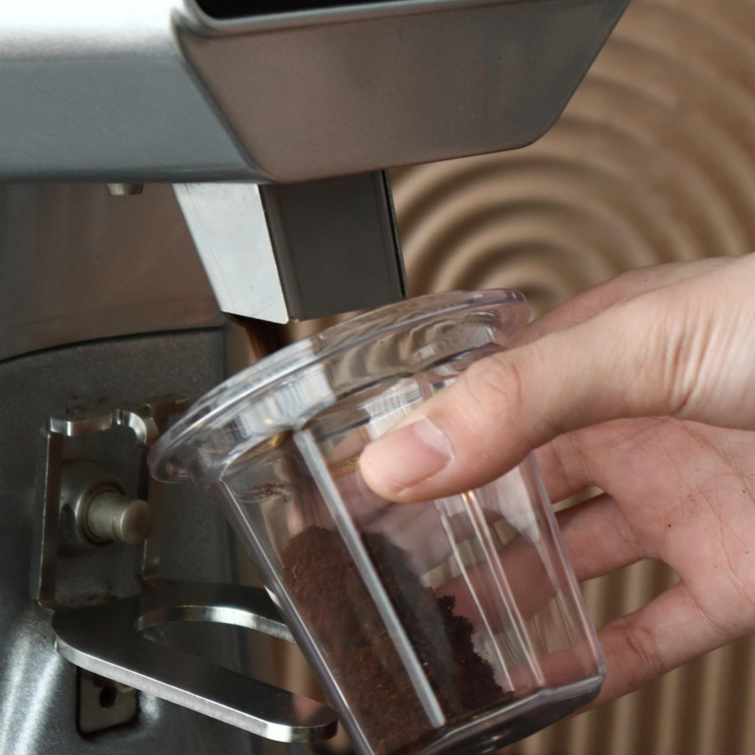 1pc 58mm Dosing Cup Espresso Coffee Dosing Cup Compatible with 58mm Portafilters Plastic Espresso Dosing Cup Coffee Machine Accessories, Transparent