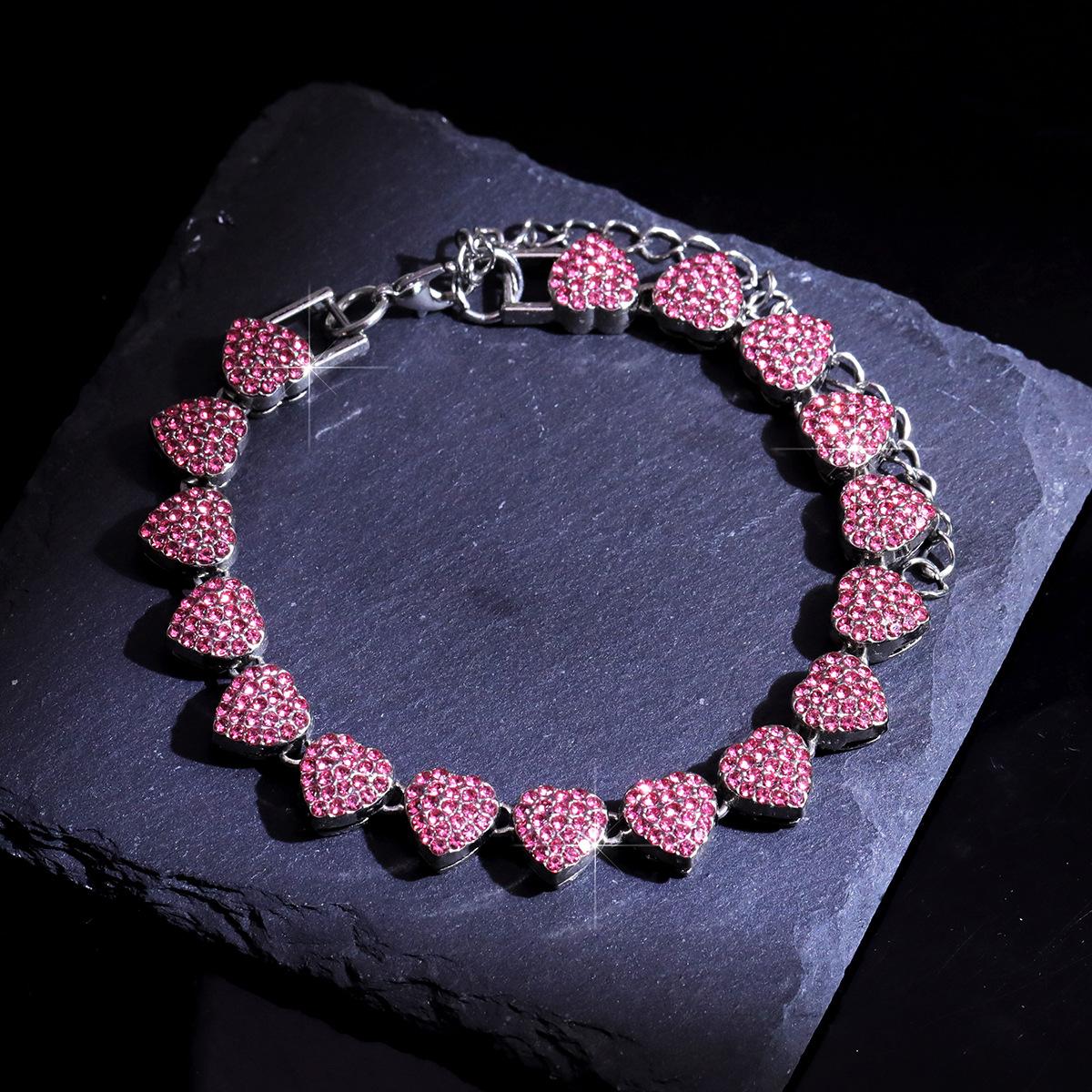 Best-selling heart-shaped multi-color bracelet with diamonds, high-end creative personalized fashion alloy wrist jewelry