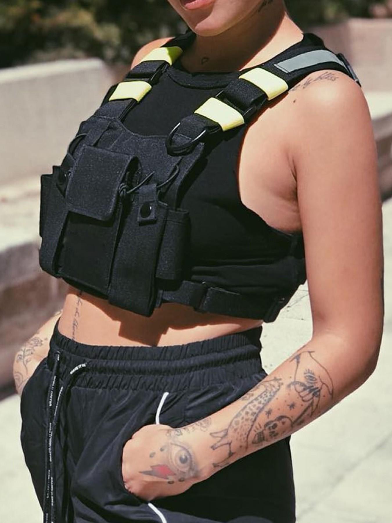 Trendy, exquisite, simple, personalized design, casual women's bag, lightweight, elegant, niche women's bag, versatile and practical bag, suitable for commuting, outdoor sports, shopping and other occasions.