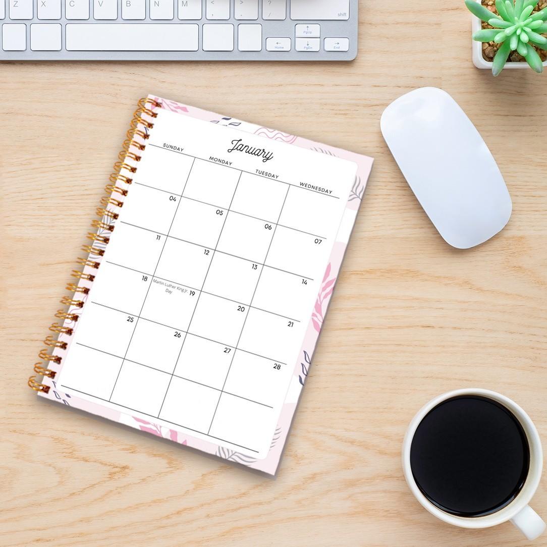 Highland Cow Monthly Planner Notebook 2026-2028, Coilbound Looseleaf Schedule Organizer, Essential Planning Tool for Efficient Time Management