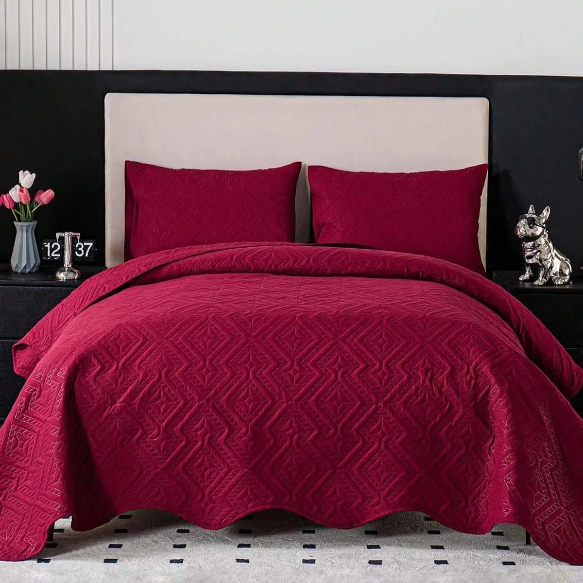 Elegant Bone Pattern Quilted Bedspread, Soft Breathable Polyester Fiber, Lace Trim Details, All-Season Bed Cover, Modern Cottage Style Bedroom Decor, Bed Spread Set