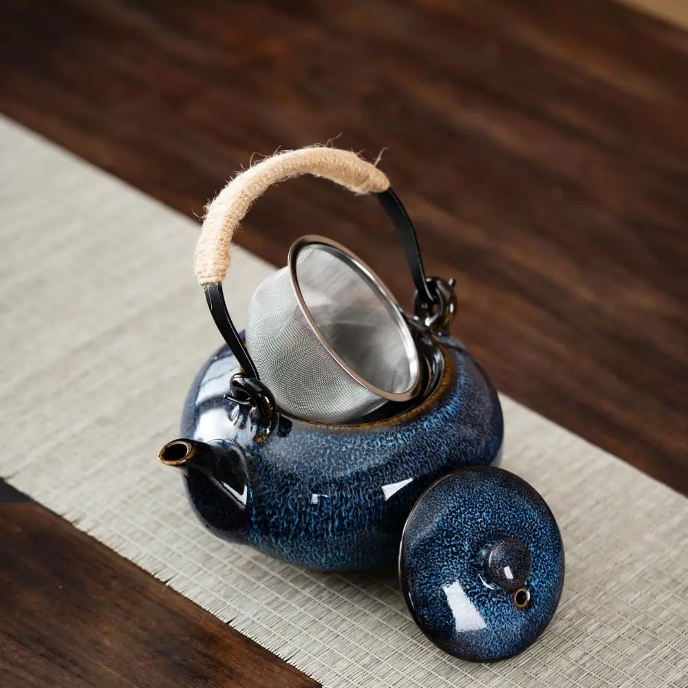 Japanese Ceramic Teapot - 25 oz/750ml Large Blue Teapot with Removable Stainless Steel Filter, No Built-In Infuser Redundancy, for Kitchen, Home & Office Loose Leaf Tea Use
