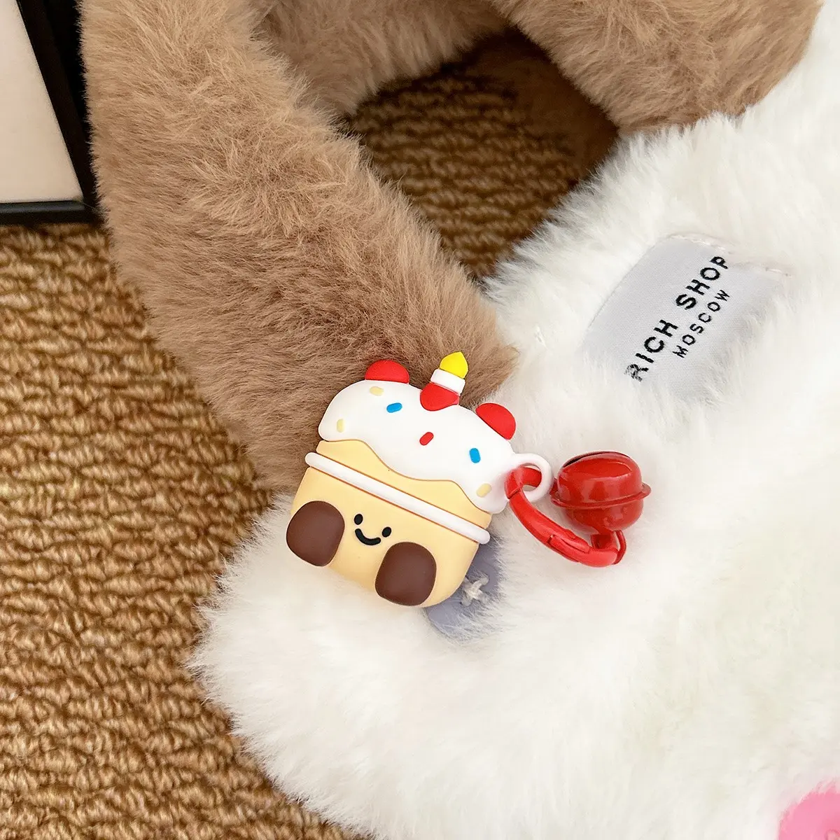 Creative Cute Strawberry Candle Bell Case for Airtag 1/2 Generation, Anti-Loss Keychain, Pet Friendly, Durable and Fashionable