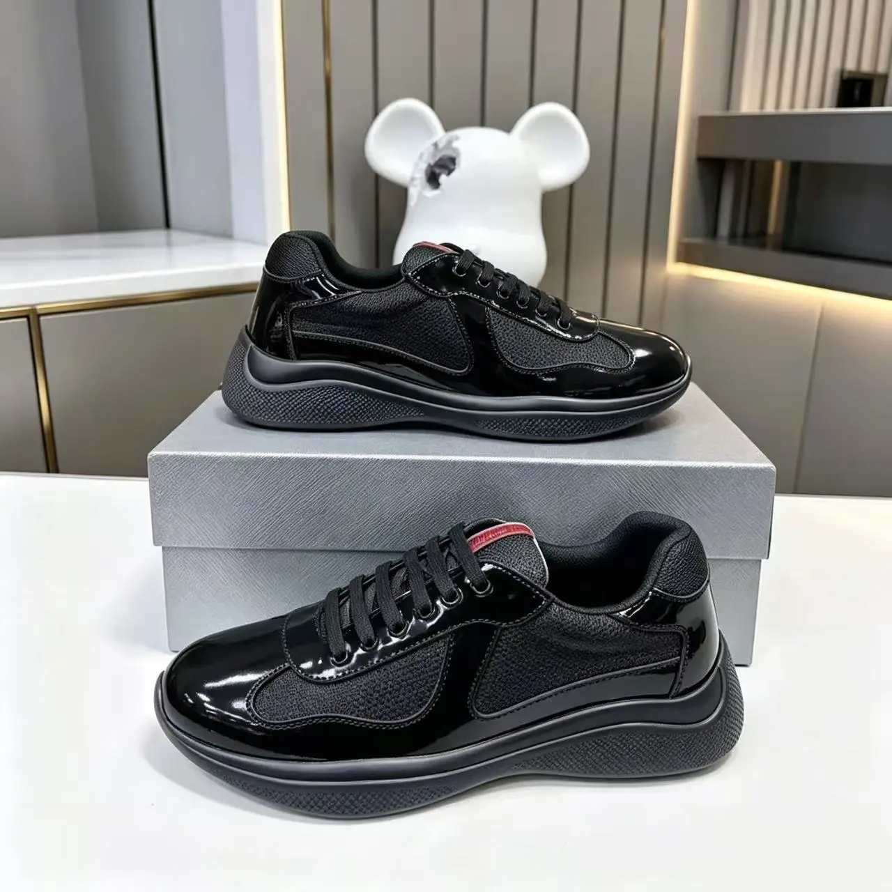 Men Patent Leather Mesh Panel Casual Sneakers Lace Up Thick Sole Walking Shoes Black Daily Fashion Trainer