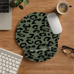 1 Piece Olive Army Green Leopard Cheetah Ergonomic Mouse Pad Carpal Tunnel Relief Memory Foam Wrist Support Smooth Tracking Non-Slip Rubber Base Desk Supplies For Game Office Study, Suitable For Gamers Office Professionals Students Perfect Gift