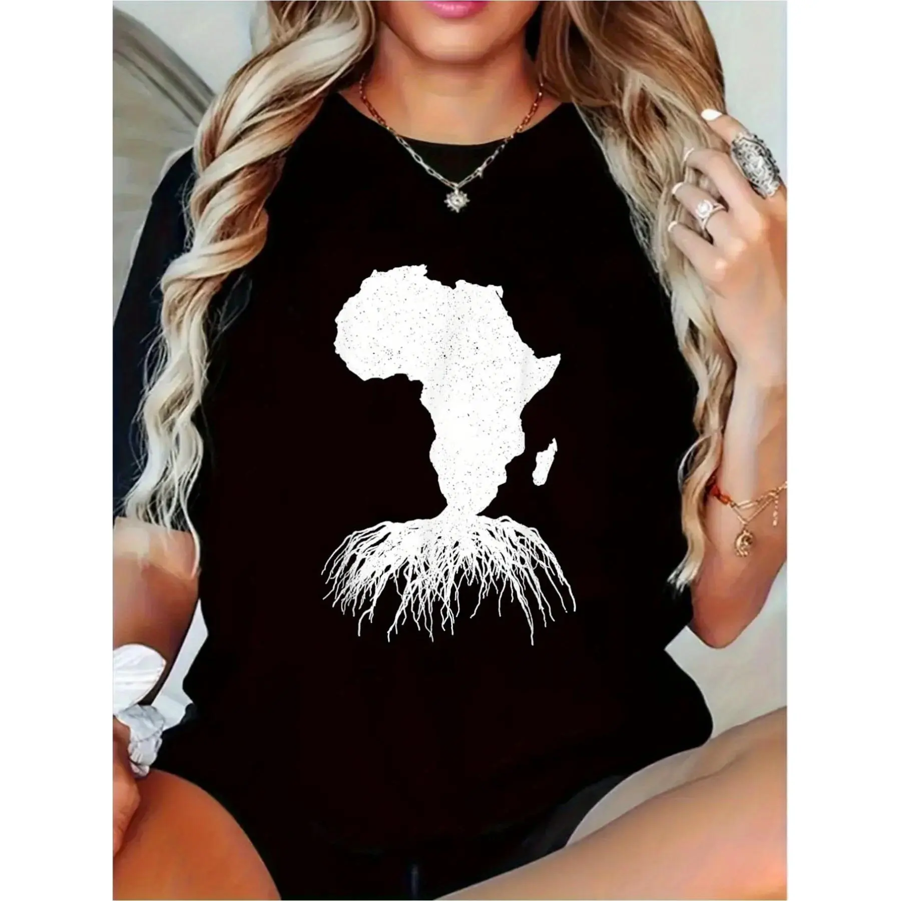 1pc African Roots Artwork Designed for a Stylish Afrocentric African Map T-Shirt. This Breathable And Comfortable Short-Sleeve Shirt Is Ideal For. A Perfect Gift for Summer Or Birthdays