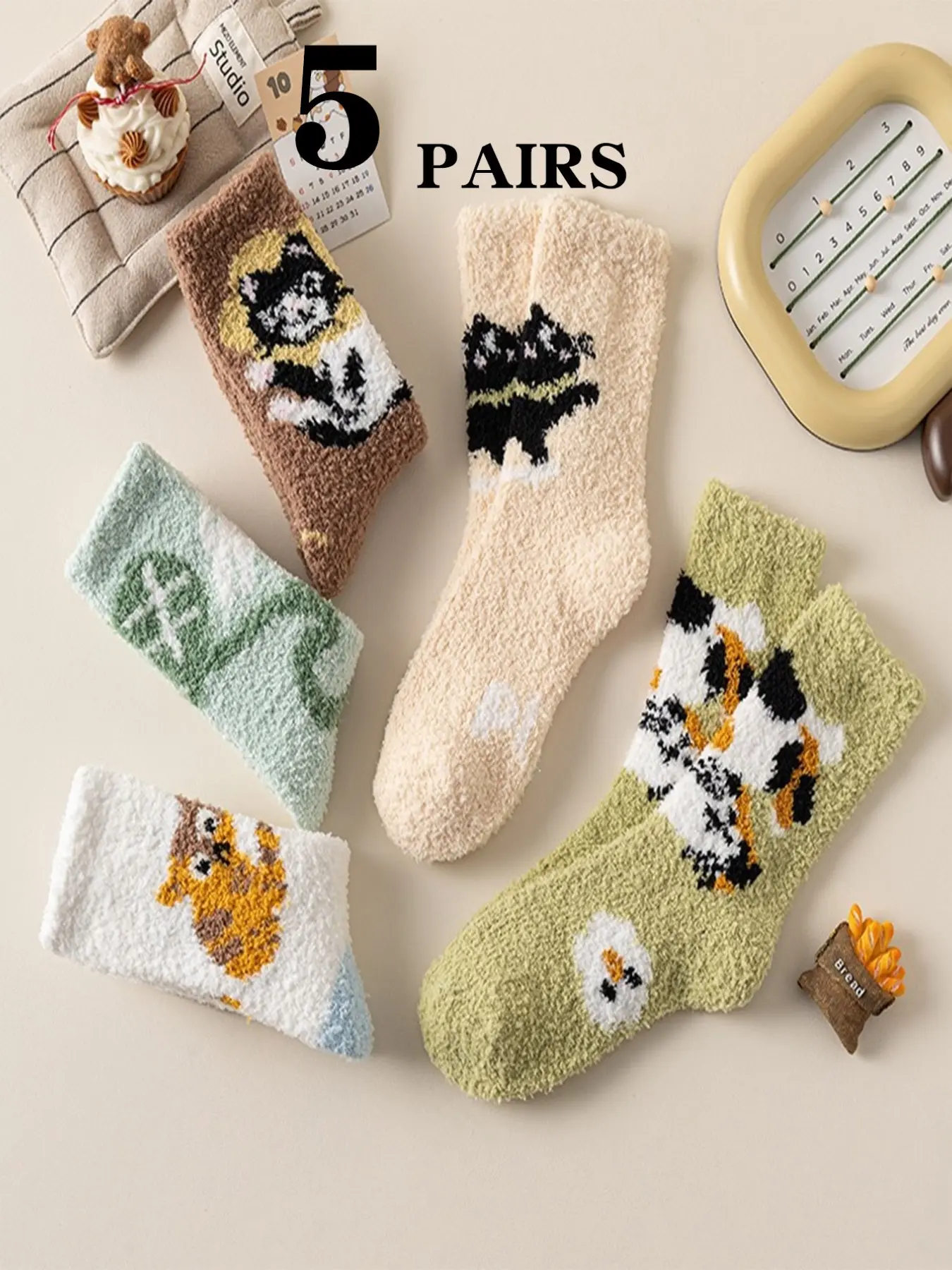 5 Pairs Cartoon Animal Jacquard Coral Fleece Mid-Calf Sleep Socks, Cozy Home Wear, Soft and Warm, Perfect for Relaxing at Home