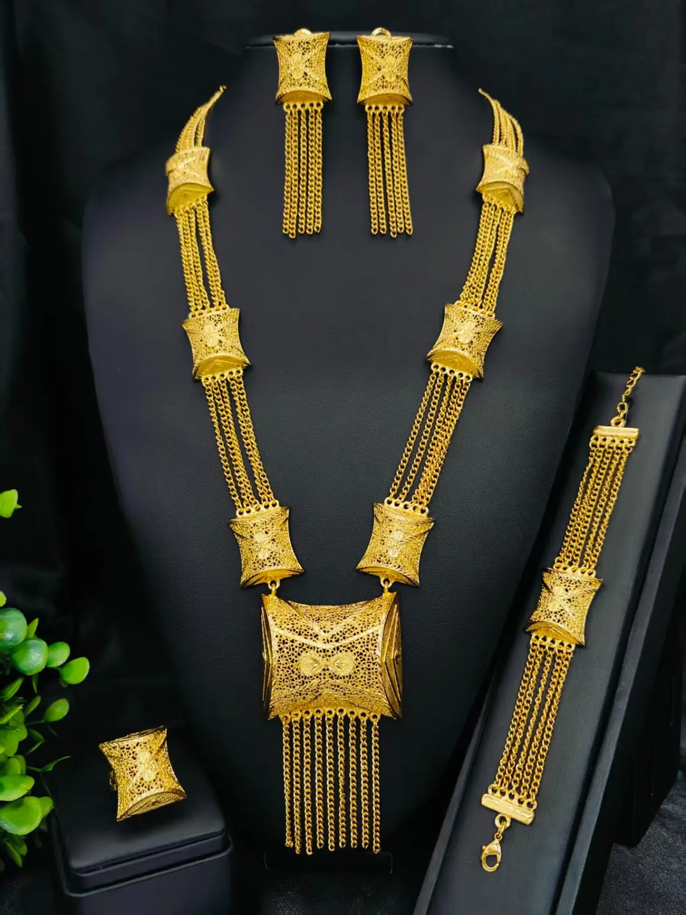 Elegant Square Tassel Pendant Costume Jewelry Set, Necklace Bracelet Ring Earrings, Wedding Party Gift, All Seasons Fashion Accessory