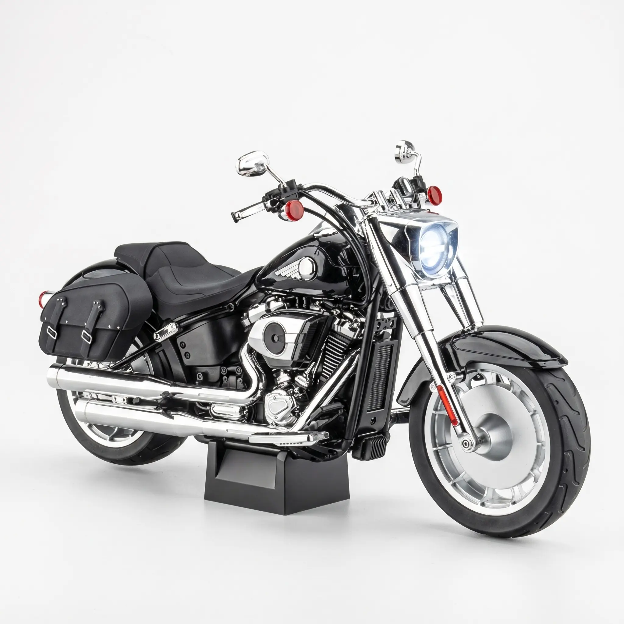 1:6 Davidson Fat Boy Alloy Die-Cast Motorcycle Model, Jet and Sound Effects, Display Stand, Gift for Kids and Collectors Ages 8+
