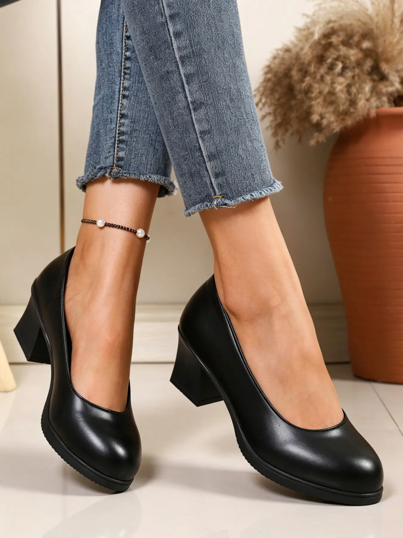 Women's Closed Round Toe Thick Heel Professional Single Shoe, Low Top Slip-On Commuter Work Shoes, Elegant Office Footwear for Women