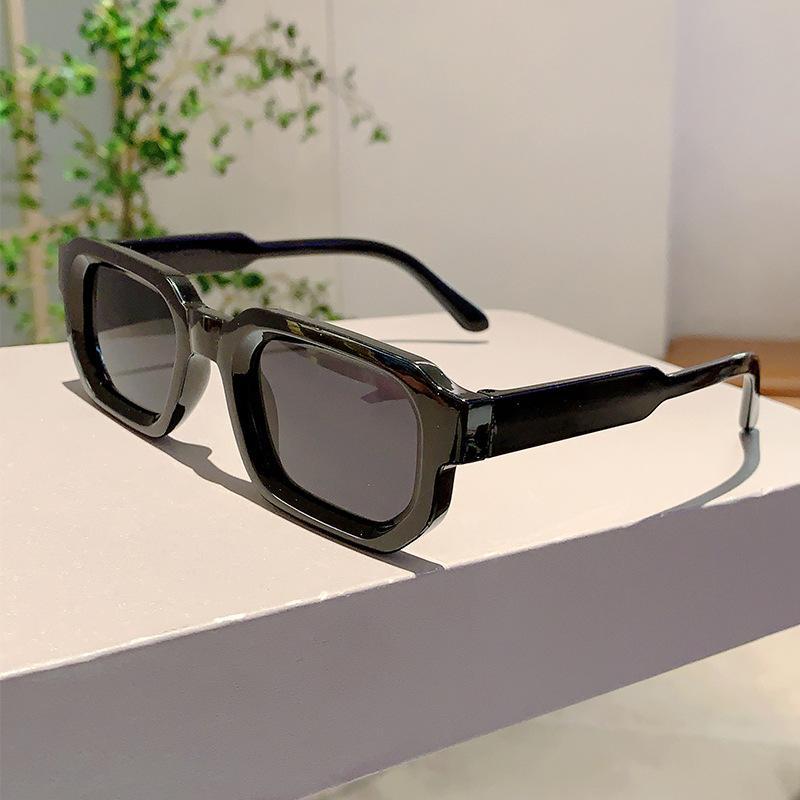 6 - Pack Vintage Rectangle Frame Sunglasses for Men & Women – Retro Fashion Sun Glasses with UV400 Protection, Luxury Design Eyewear