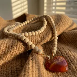 Boho Layered Wood Bead Necklace with Amber Heart Pendant, Vintage Ethnic Long Sweater Chain, Trendy Women Jewelry for Daily Wear & Gifting