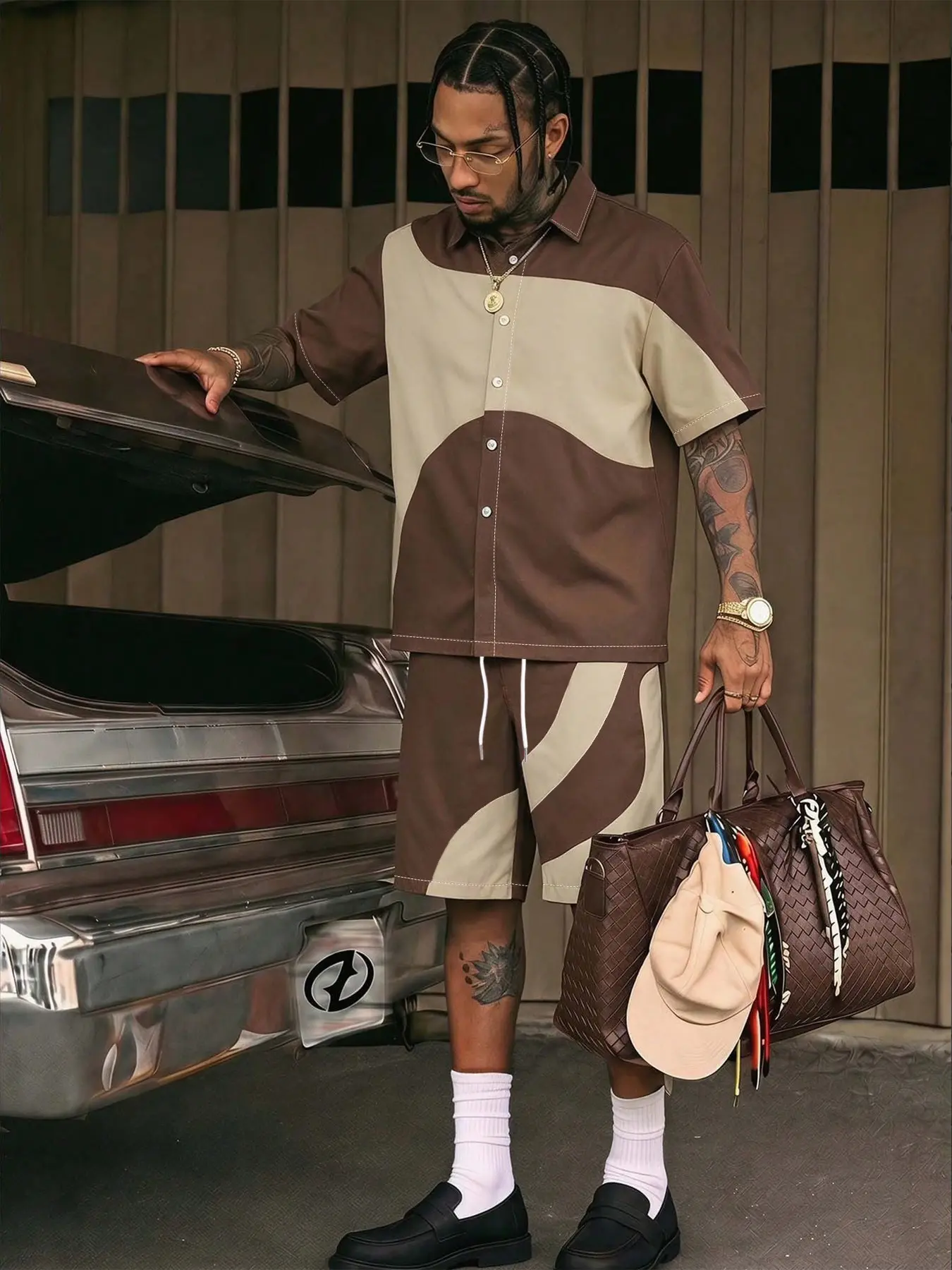 Men's 2-Piece Set, Camel and Light Block Blouse and Shorts, Casual Comfortable, Ideal for Daily Activities