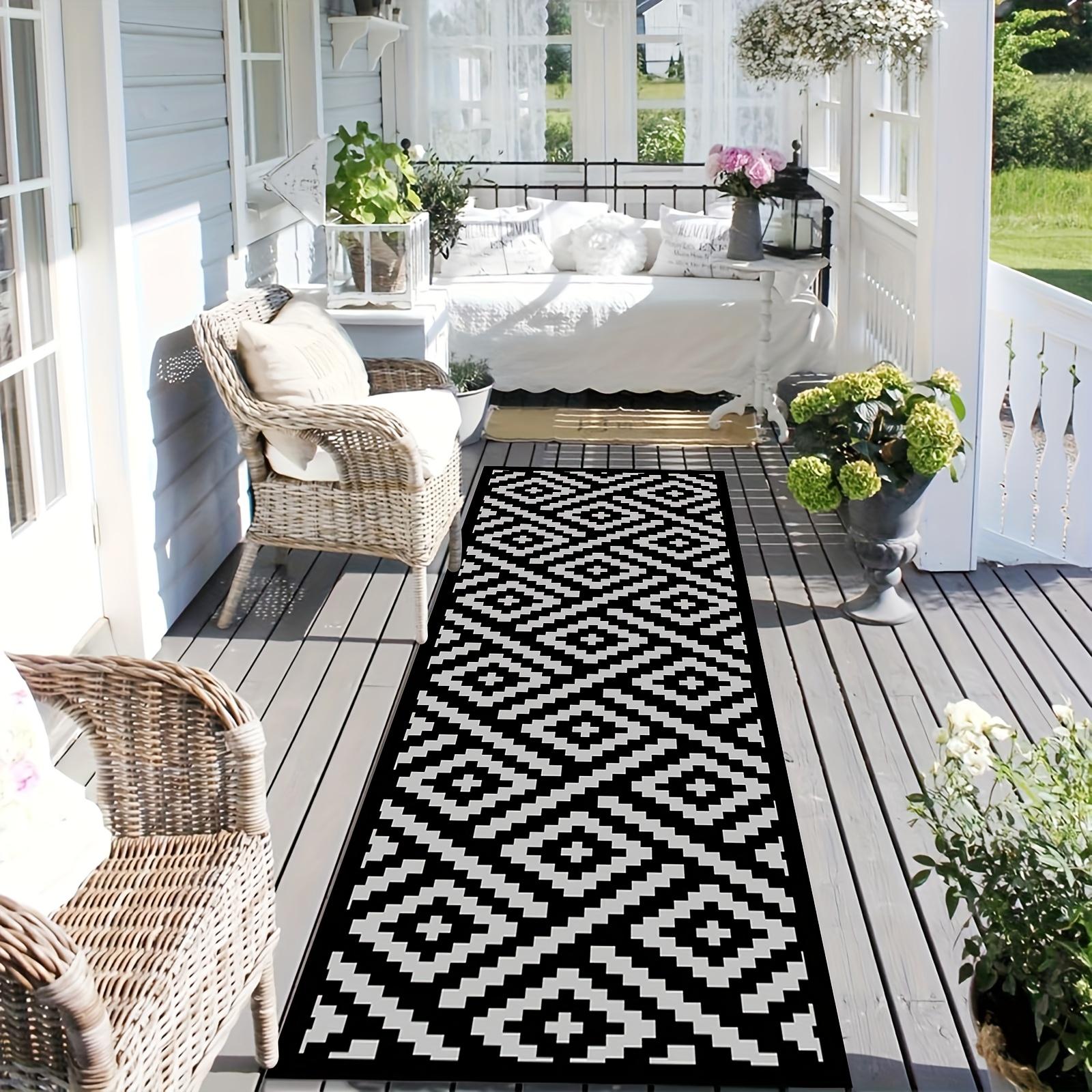 1pc Gray Geometric Pattern Long Runner Mat - Nordic Style Durable Polyester Machine-Washable Indoor/Outdoor Mat for Hallway, Patio, Garden, Poolside | Modern Decor Item, Area Rugs