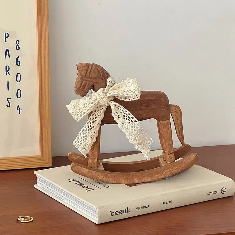 Vintage Retro Wooden Horse Ornament, Home Decor Statue, Style Living Room Bedroom Entryway Wood Carving Rocking Horse, Solid Wood Desktop Decorative Piece, Sculpture Desk Decor