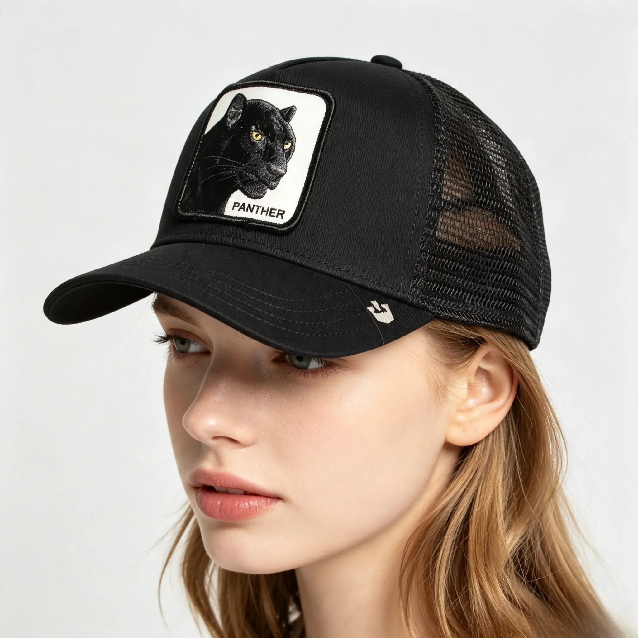 Black Panther Patch Mesh Trucker Hat, Breathable Adjustable Animal Print Baseball Cap Unisex Street Outdoor Sun Hat dad flat bill back shade performance western lifestyle snapback mexico wide brim style protection Pirate Flag Design casual bucket sun cap
