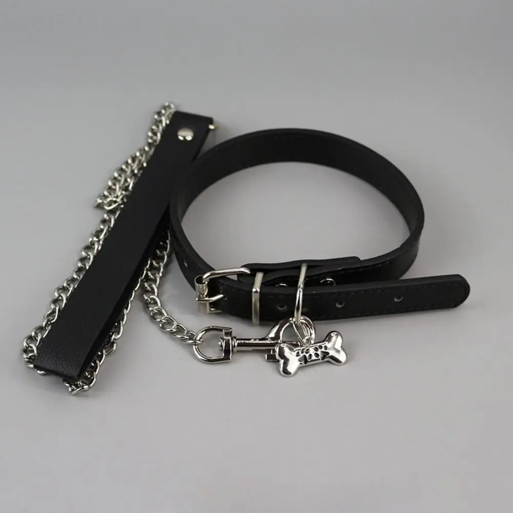 Gothic Punk PU Leather Choker with Bone Pendant & Chain Accessory, Adjustable Collar for Women, Cosplay Party Gifts, Necklace, Gifts Adults, Choker Necklace, Gifts For Girlfriend
