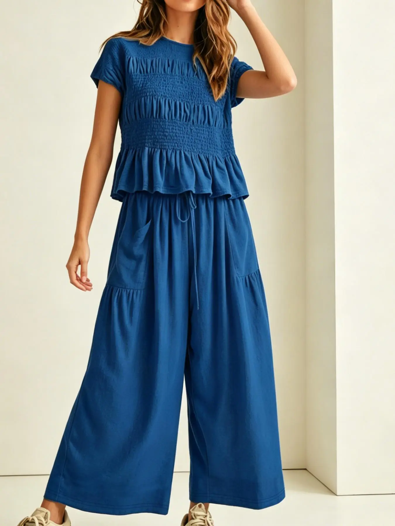 French gentle style loose waist cinching set with multiple colors to choose from, ruffled short sleeved top and wide leg pants suitable for summer, versatile sportswear for home and outdoor wear