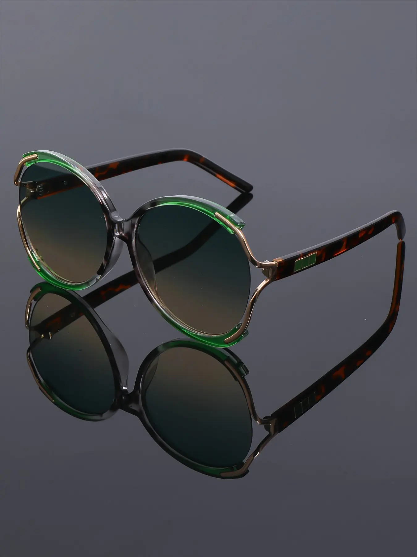 New Fashion Retro Metal Large Frame Round Glasses for Women, Trendy Street Style, Casual Beach Party Decorative Eyewear, Round Sunnies