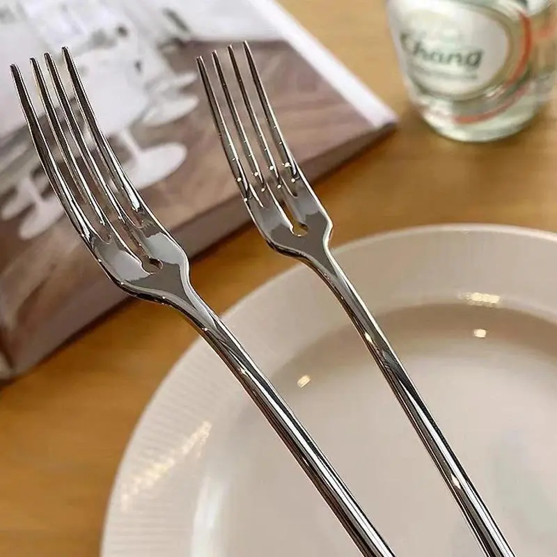 5/10pcs Long Handle Stainless Steel Dinner Fork Set Korean Cutlery Four Tine Salad Dessert Fruit Forks Kitchen Table Forks
