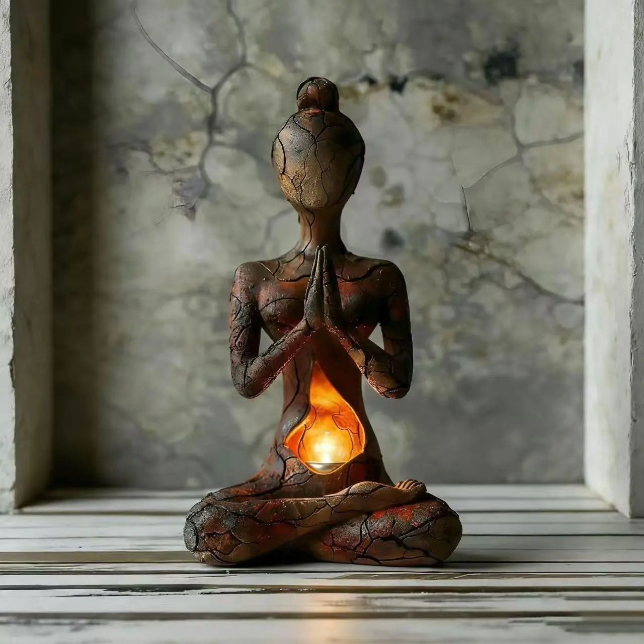 The latest yoga-themed candle holder decoration, a resin meditation-reverent clasped-fist scented candle holder with a serene atmosphere for the living room or study desk. A Halloween or Christmas-themed therapeutic craft gift for the festive season.