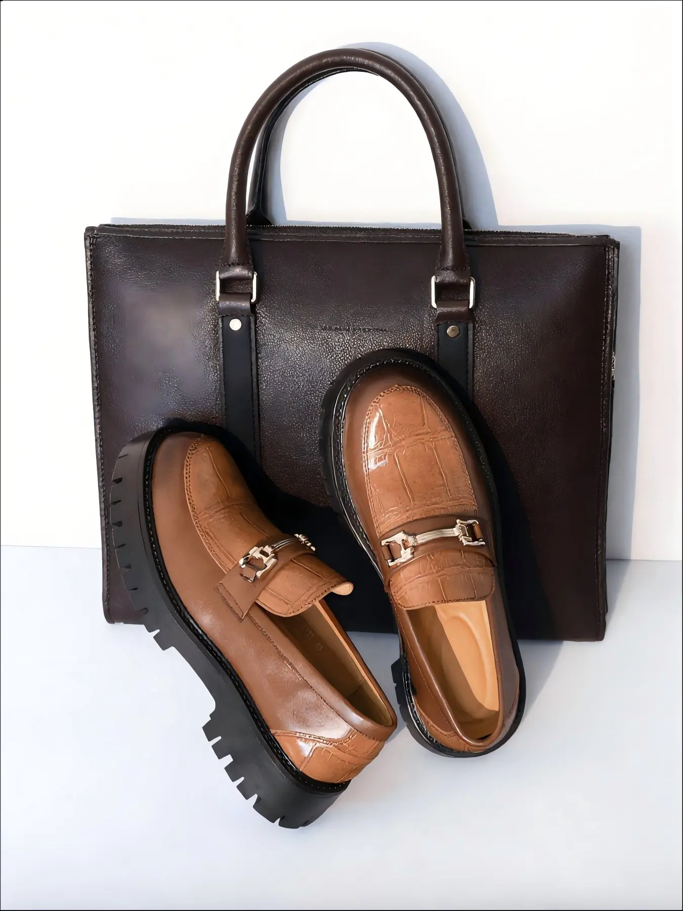 Men's Glossy Leather Loafers with Embossed Patina and Metallic Horsebit, Thick Sole Indoor Outsole Business Casual Slip-On Shoes for Trendy Young Men