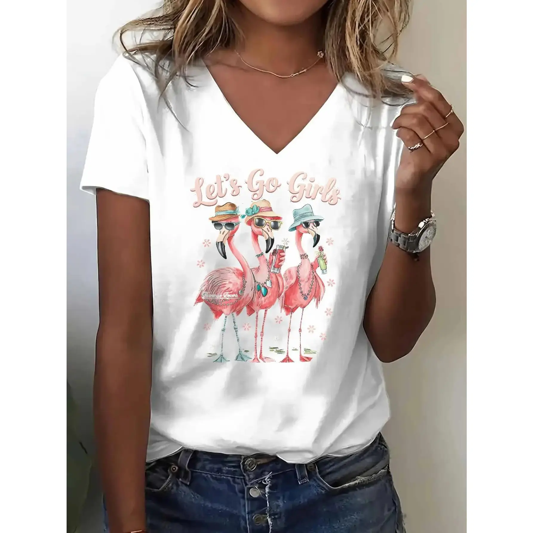 Standard Size V-Neck Tee with a Flamingo Design,All-Season Summer & Spring Fashion,Casual Wear,Travel