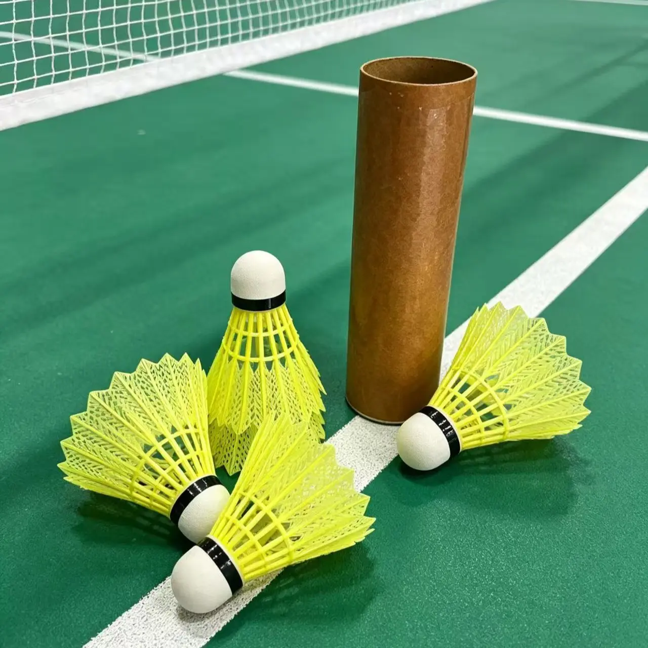 Nylon Badminton Shuttlecock, Durable and Wind-Resistant, Ideal for Outdoor Training, Plastic Shuttlecock Set of 6, Badminton Equipment