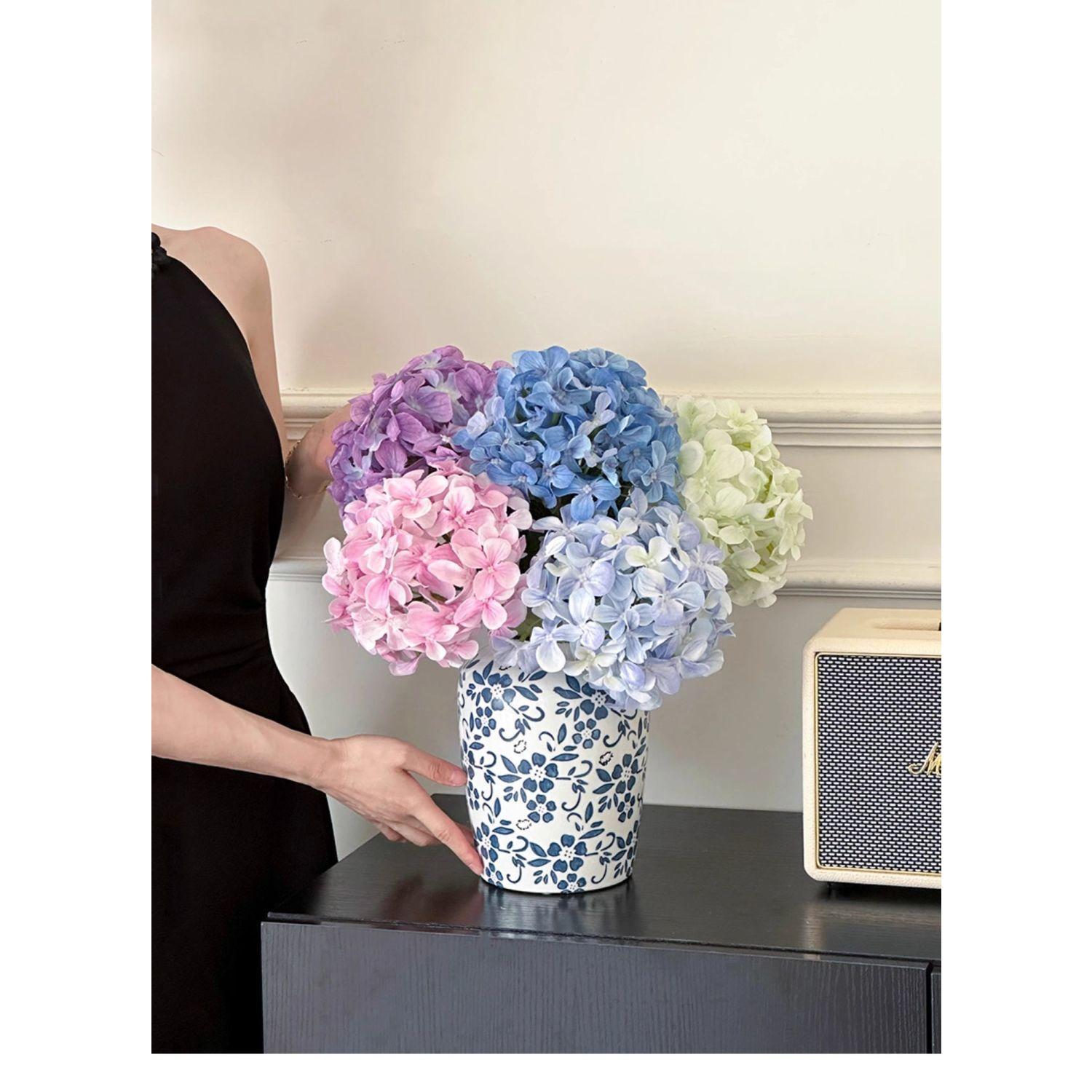 Luxury hydrangea faux for dining table and living room decorations, wedding artificial decorative floral arrangements, silk flowers, dried flowers filler