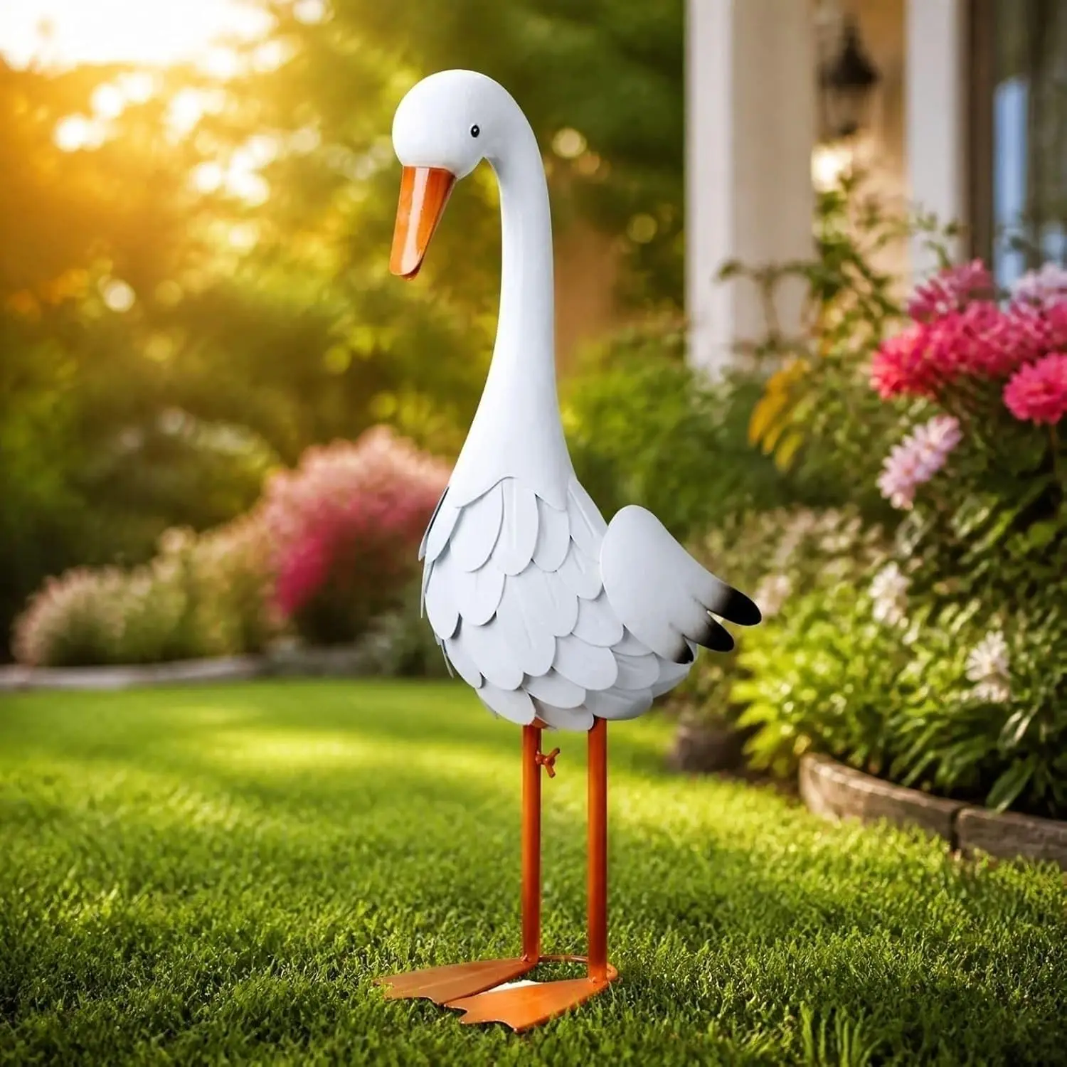 Large Porch Goose Statue, Realistic Metal Goose Outdoor Lawn and Garden Statue, 18/24 Inch Tall Goose Figurine for Patio, Balcony Or Front Porch Decor, Resin Garden Lawn Yard Decor, Sculpture, Decorative