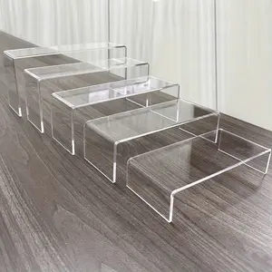 5-Piece Set U-Shaped Clear Acrylic Display Stands – Small Merchandise, Desktop Ornament, and Figurine Risers for Retail Display