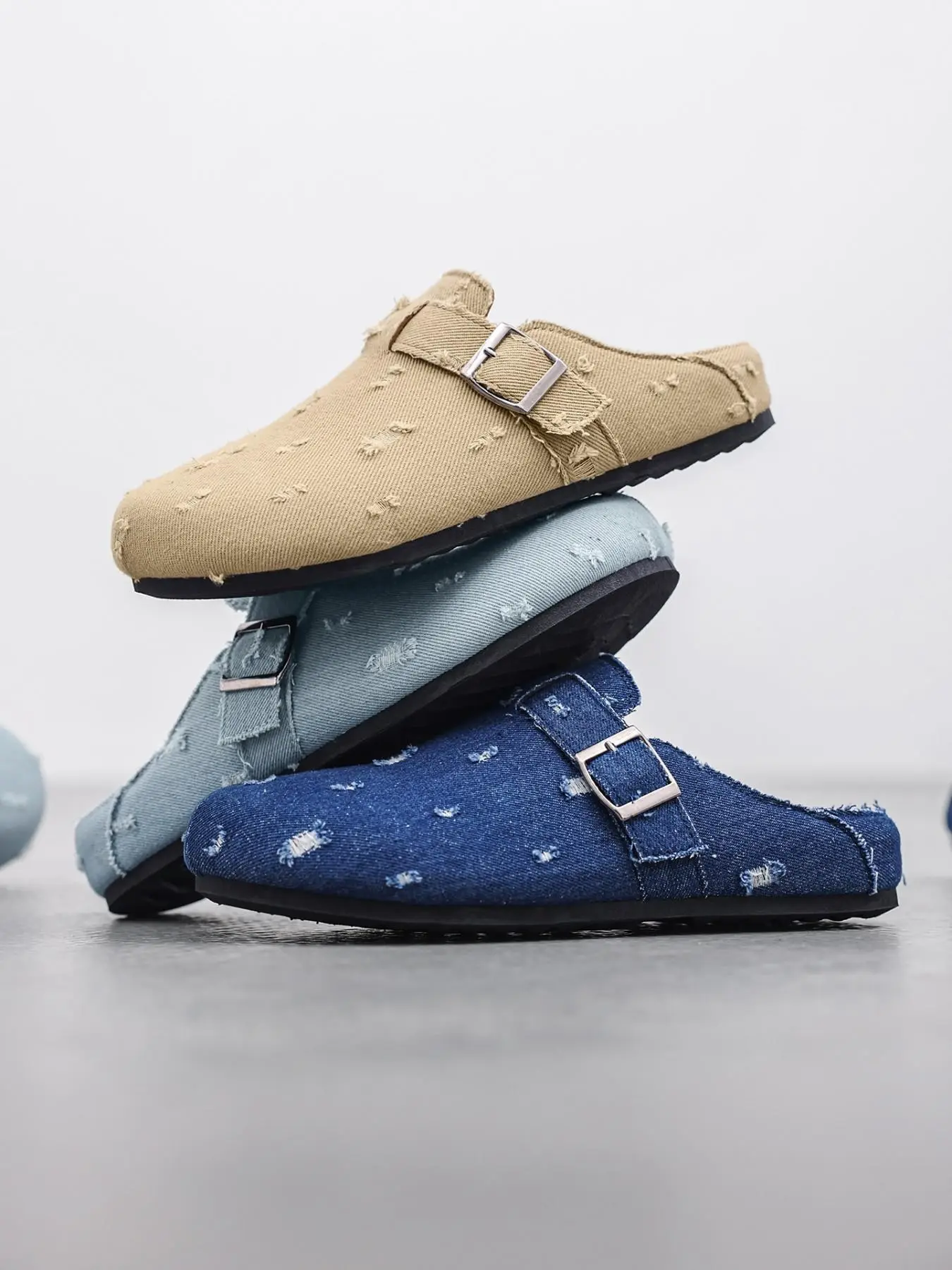 Men's Ripped Washed Denim Slip-On Slippers, Metal Buckle Vintage Flat Shoes, Shoes Mules, Comfortable Cushioned Insoles, Lightweight Non-Slip, Casual All-Season Footwear