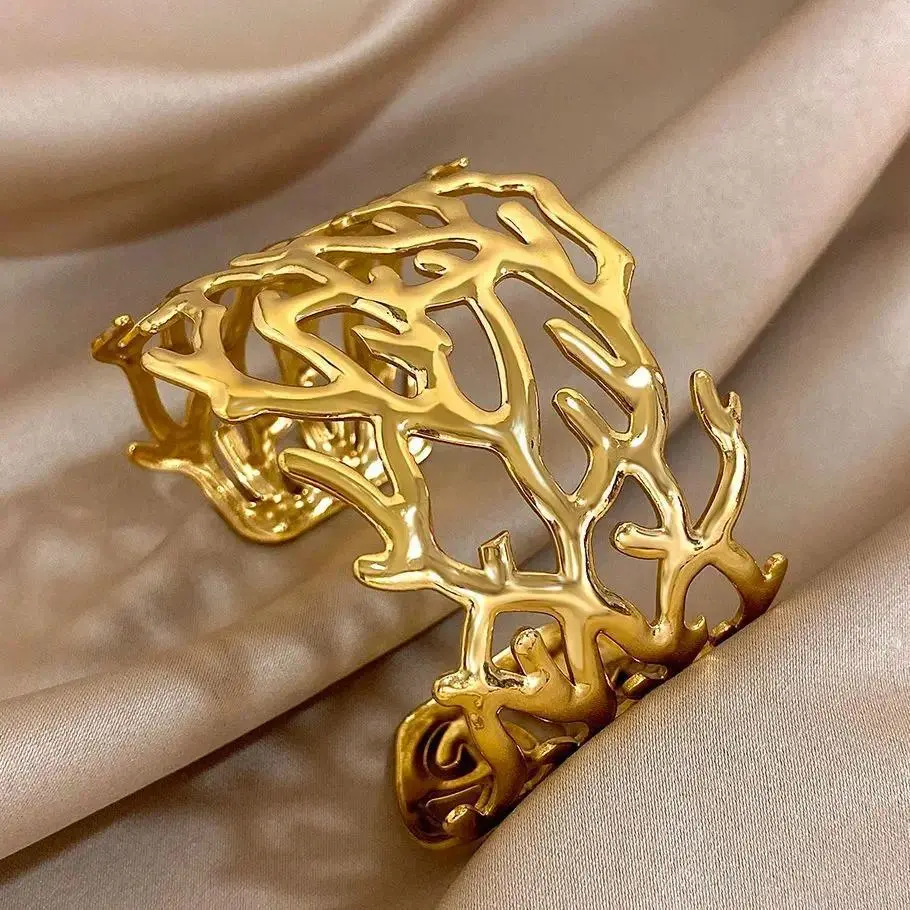 Chunky Coral Open Bangle for Women, Irregular Stainless Steel Cuff in Gold or Silver, Waterproof Gold Aesthetic Jewelry, Jewelry Stack, Silver Stacking