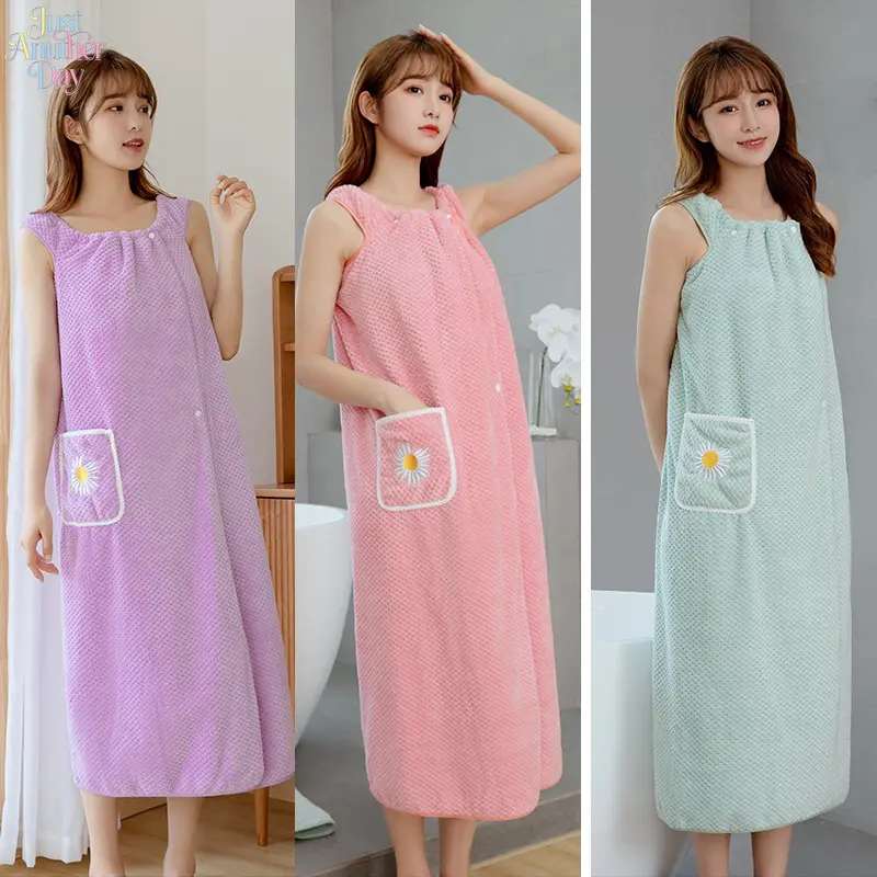 Summer Lightweight Sleeveless Wearable Bath Towel Dress, Full Body Waffle Bath Wrap Skirt with Daisy Embroidery Pocket, Soft Absorbent Bathrobe for Women Shower, Spa, Home Use
