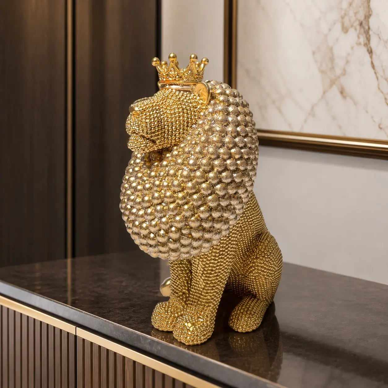 Luxury Resin Lion Crown Home Decor, Living Room Entrance TV Cabinet Office Desk Decoration, Elegant Craftsmanship Ornament