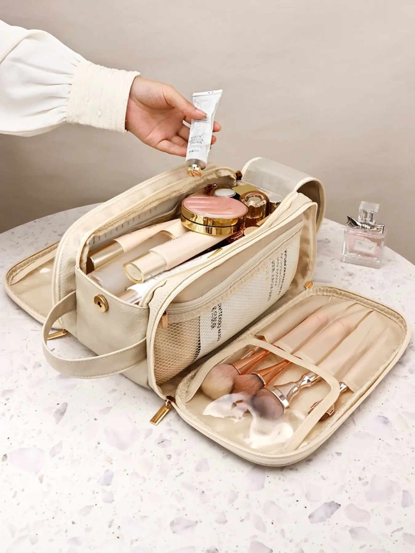 Portable Hanging Design Men Travel Wash Bag, Waterproof PU Leather, Large Capacity, Multifunctional Toiletry Organizer for Outdoor Travel Camping