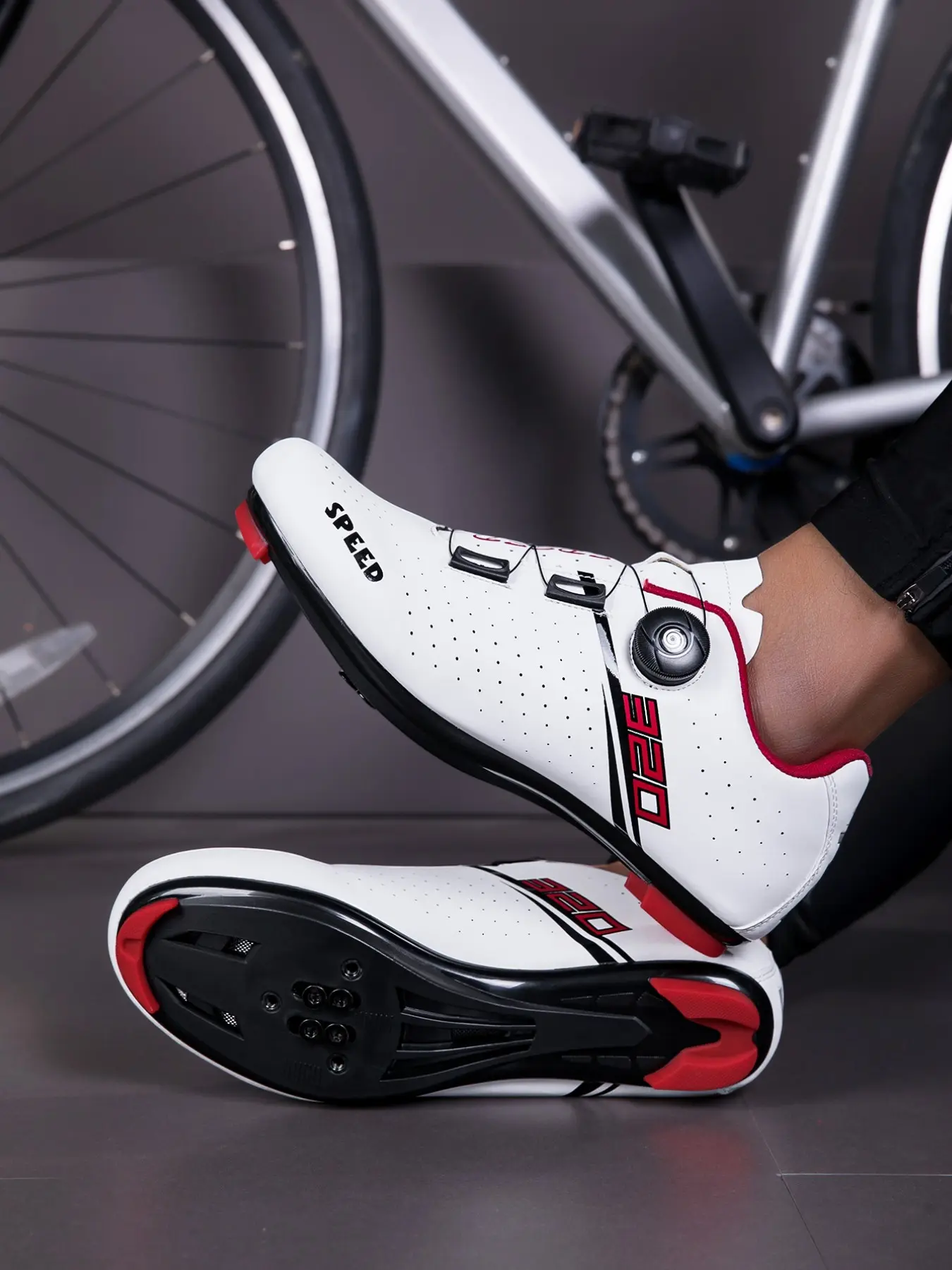 Men's Outdoor Professional Cycling Shoes, Breathable Leather Road Bike Shoes, Anti-Slip Durable Cycling Gear, Medium Width, All Seasons, SPD Cycling Shoes