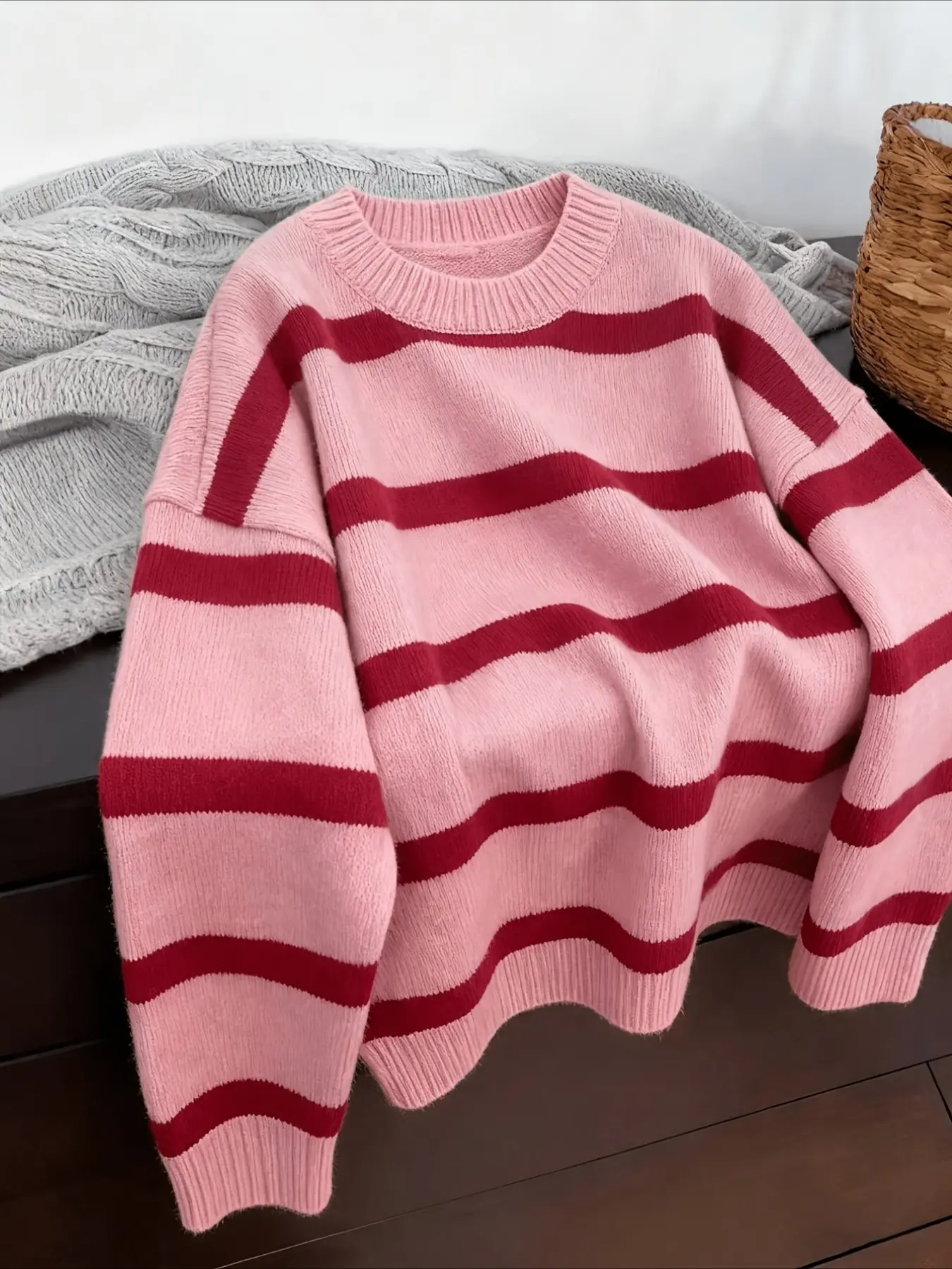 New Loose Fit Elegant Outdoor Women's Round Neck Long Sleeve Striped Knit Sweater, Soft Polar Fleece, Spring & Fall, Casual Daily Wear Knitwear