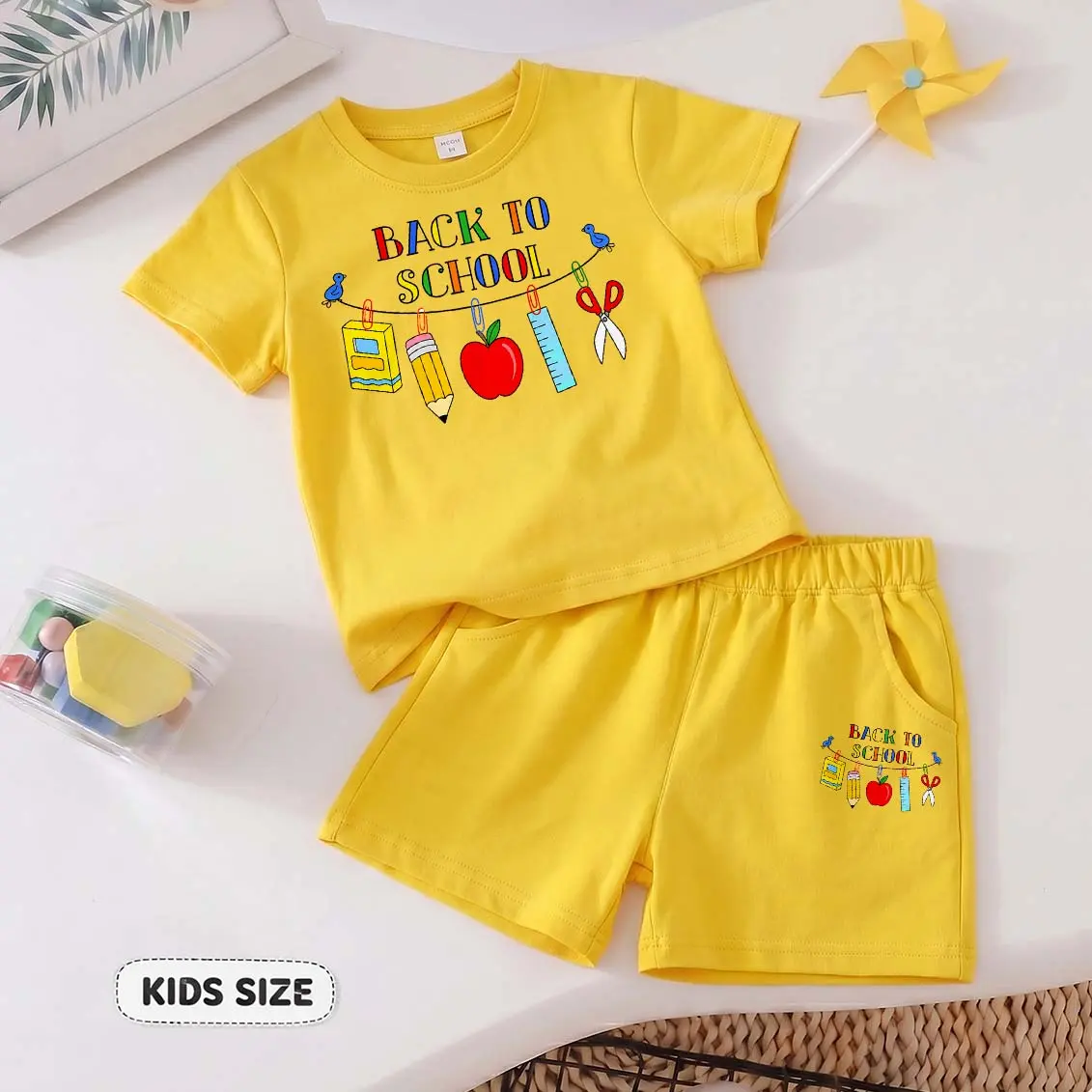 Girls' Back to School 2-Piece Cartoon Print Outfit - Short-Sleeve Round-Neck T-Shirt & Elastic Waist Shorts, Basic Casual Summer Kids' Clothing for 8-9y(140),10-11y(150) Everyday Wear, Outdoor Play, Kids Size, Set, Clothes Kids, Graphic Print Set