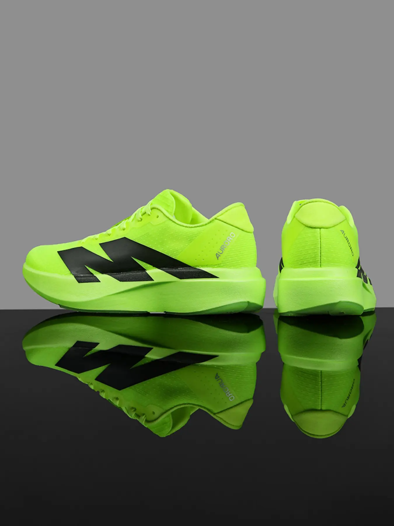 Unisex Athletic Running Shoes, Breathable Soft Sole, Shock Absorption, Lightweight Low Top, Sporty Style, Sizes 35-45, Perfect for Fitness and Daily Wear