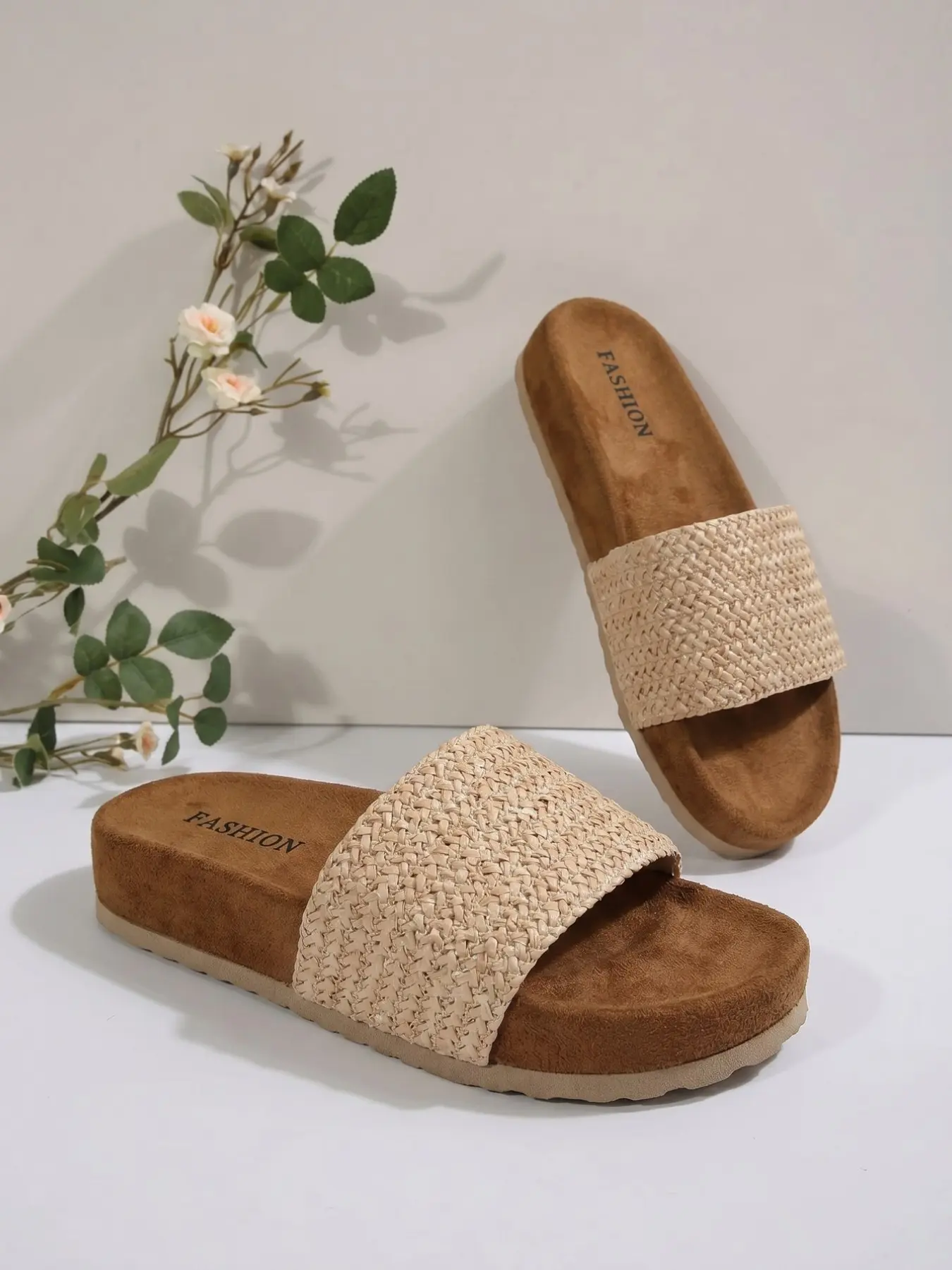Women's Breathable Straw Woven Slide Slippers, Soft Suede Footbed, Anti-Slip Flat Casual Beach Sandals, Synthetic Leather, Eva Sole, Summer Outdoor Footwear