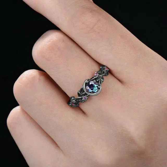 Fairycore Gothic Statement Ring for Women, Whimsical Moon and Star Vine MDF-Steel Jewelry for Casual Outfits and Sentimental Gifts, Funky Unique Accessories, Fashion Rings, Unique Rings