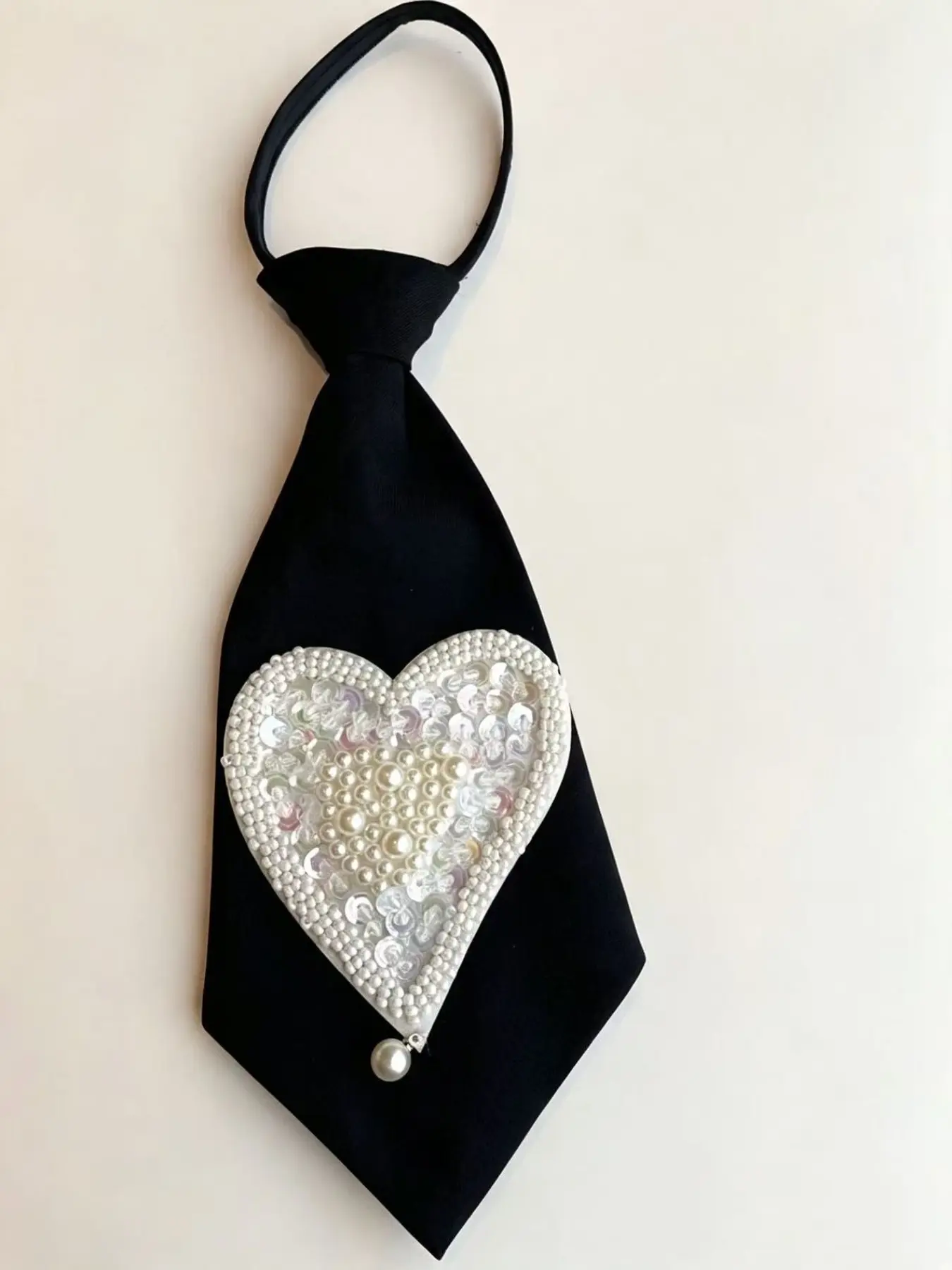 Women Heart Rhinestone Pre-Tied Necktie, Stylish Tie Design, Y2K Aesthetic Decorative Fashion Tie for Women Shirt Outfits
