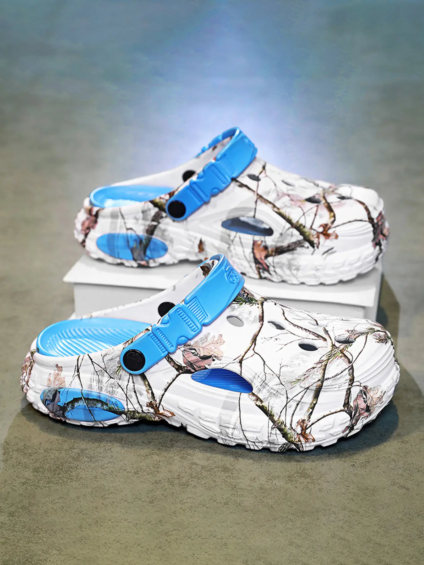 Summer New Retro Tree Pattern Unisex Holey Shoes, Eva Thick Sole Anti-Slip, Breathable Durable, Sizes 37-48, Outdoor Beach Garden Camping Home Casual Slippers